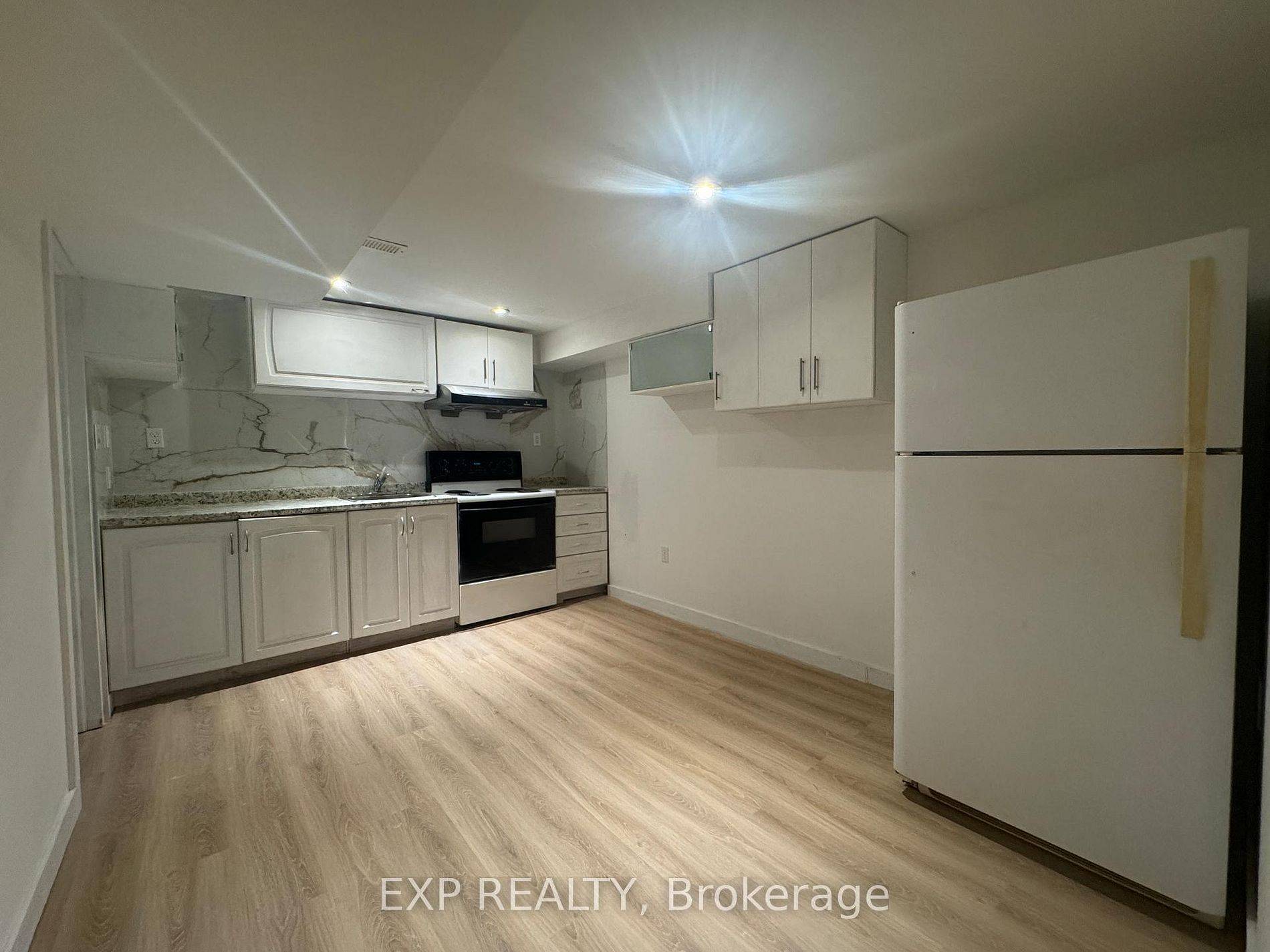 Georgina, ON L4P 1J8,210 Church ST #Basement