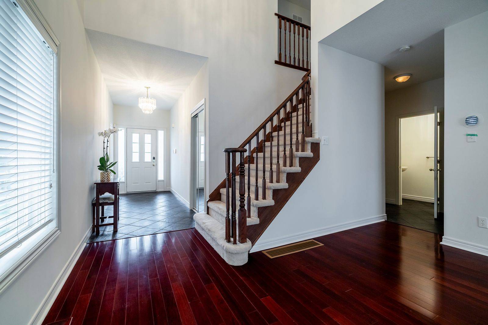 Burlington, ON L7L 7H9,2169 Orchard RD S #17