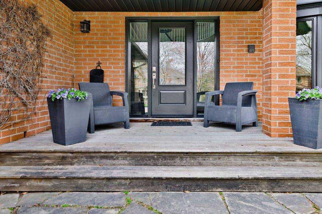 Oakville, ON L6J 5V4,2291 Dunedin RD