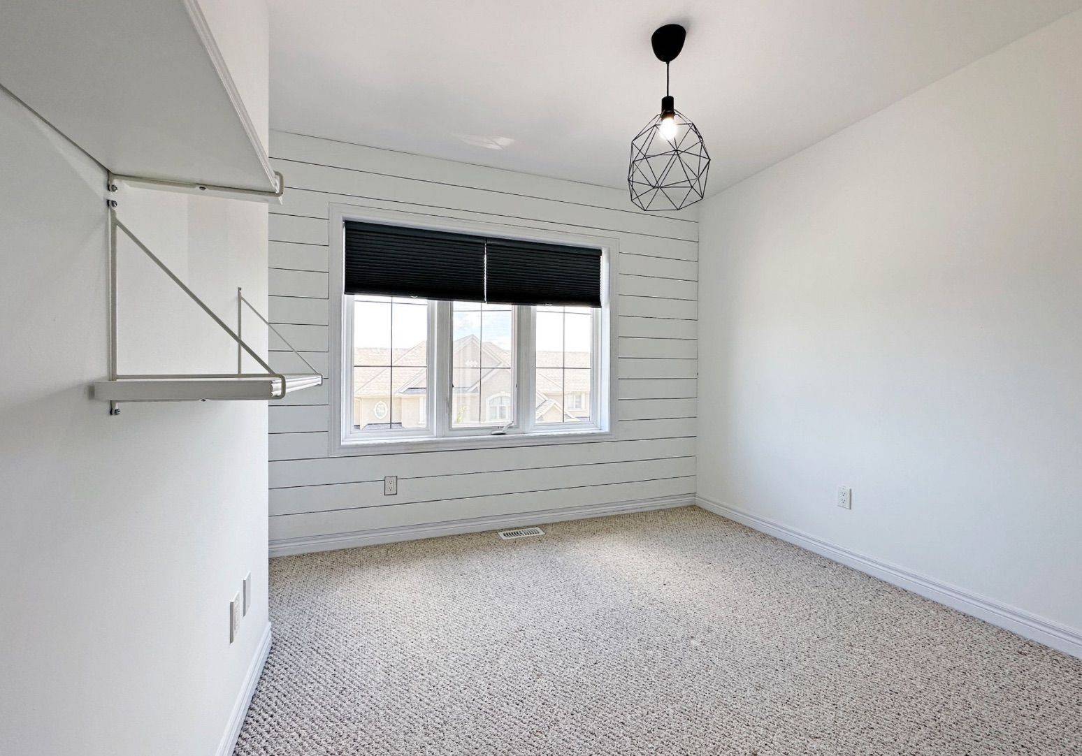 Oakville, ON L6M 1P3,2299 Natasha CIR