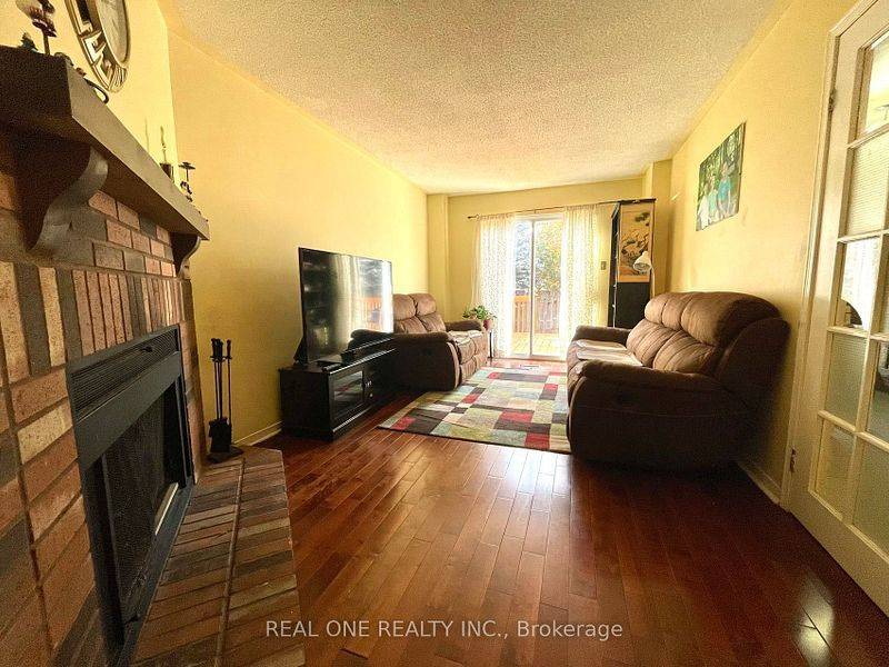 1235 Blackburn DR #Unit 1, Oakville, ON L6M 2W5