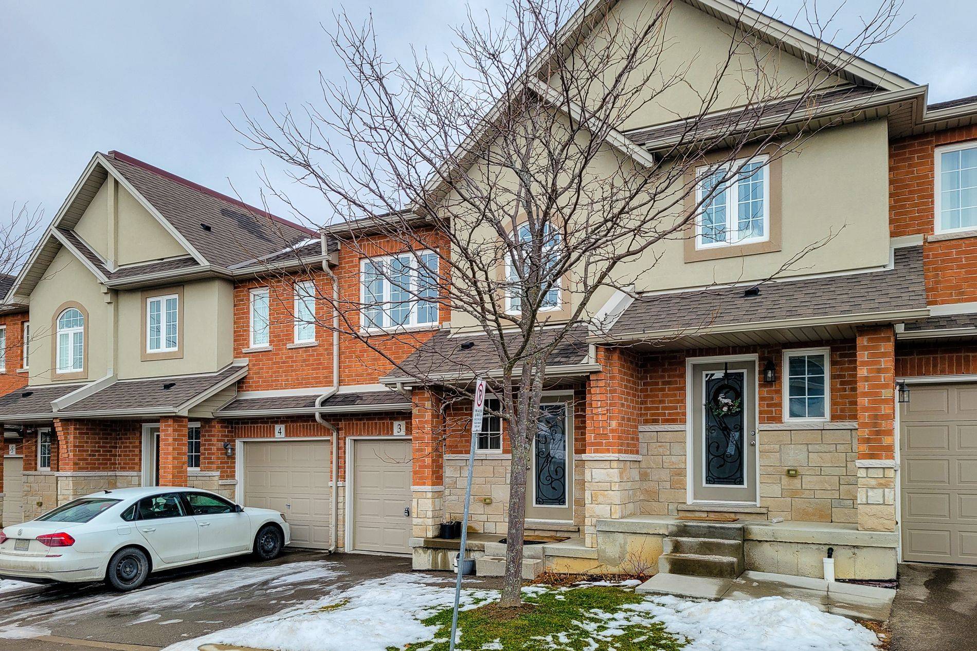 Hamilton, ON L8W 1C2,1354 Upper Sherman AVE #3