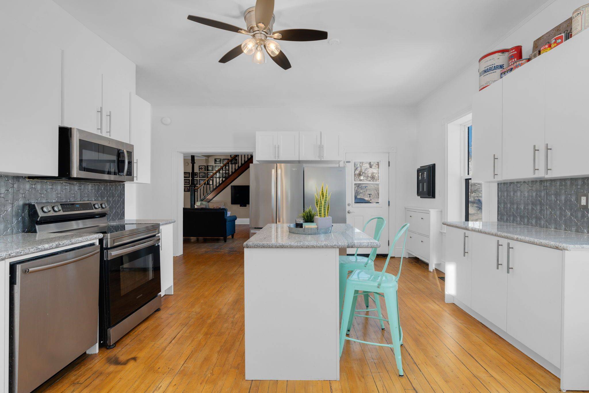 Gravenhurst, ON P0E 1N0,1002 COWBELL LN N