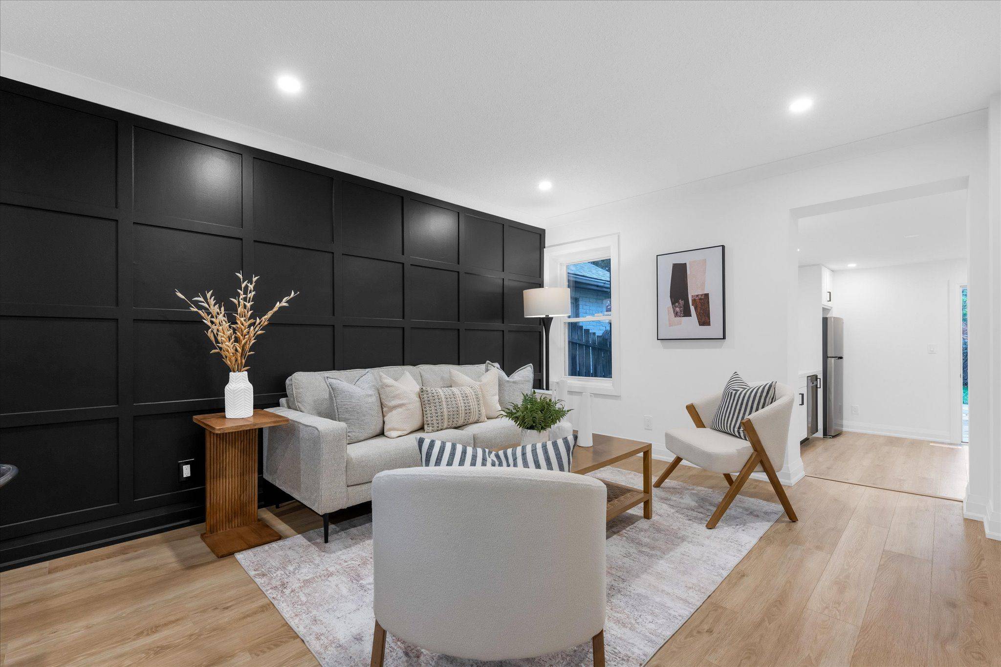 Hamilton, ON L8N 2P4,9 Ford ST