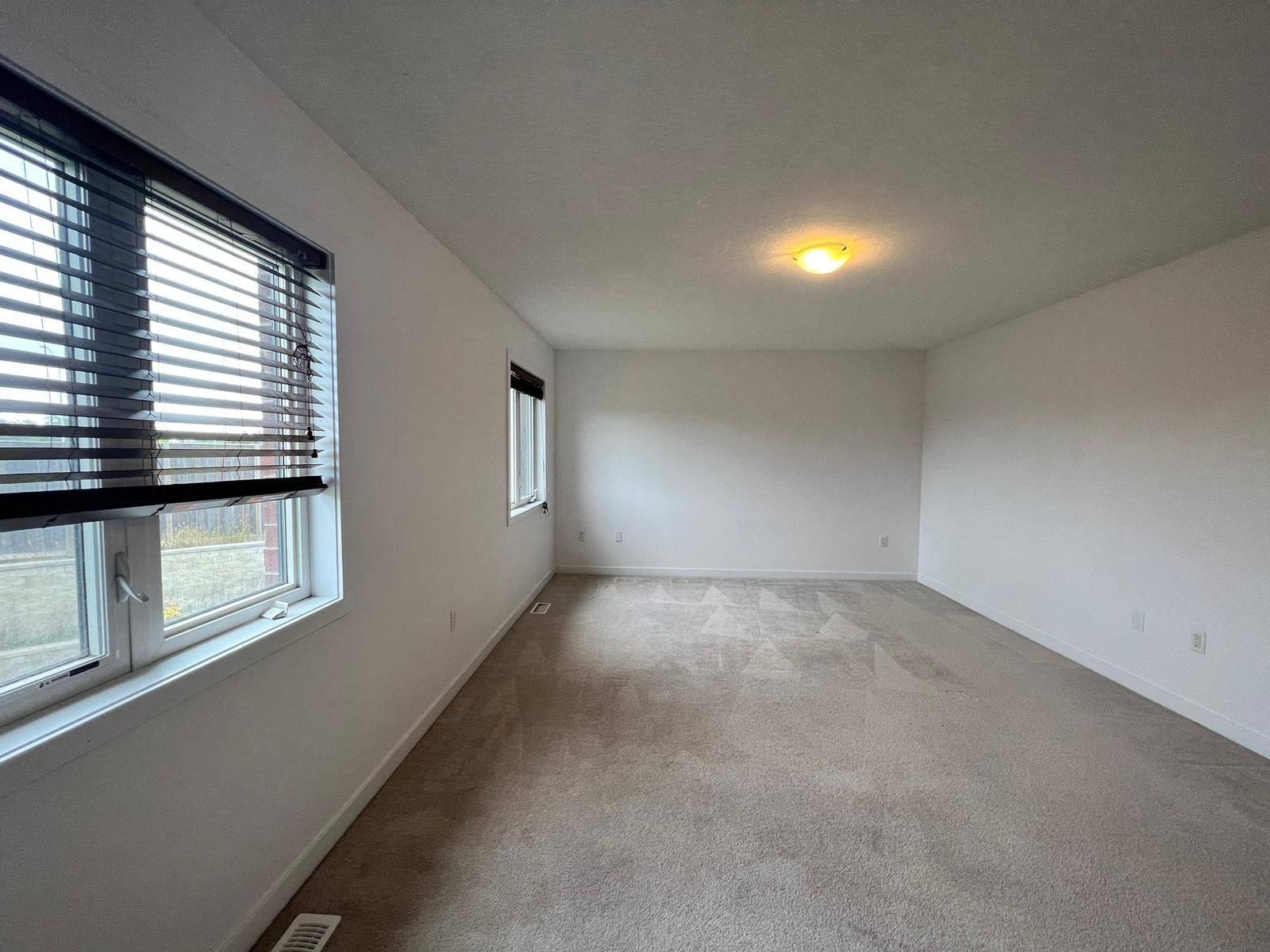 Hamilton, ON L8J 2V5,226 Crafter CRES