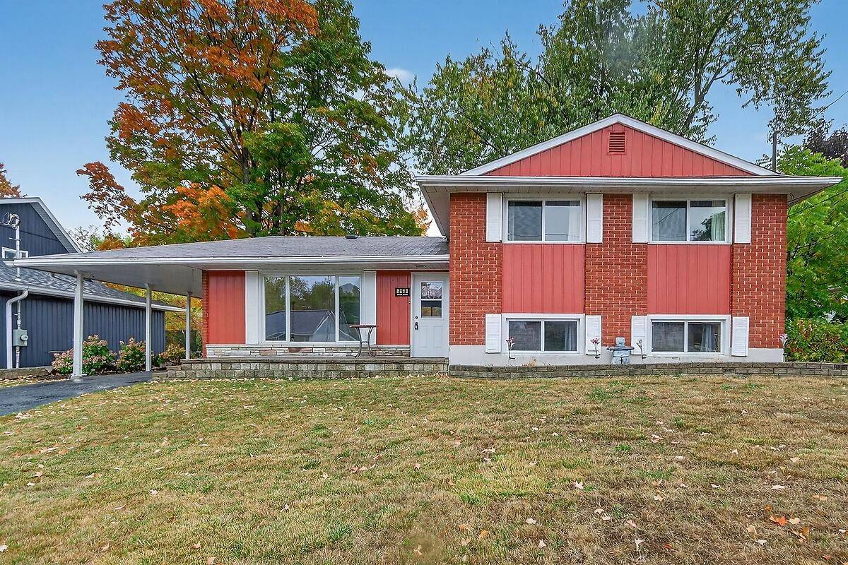 Mississippi Mills, ON K0A 1K0,268 Ottawa ST