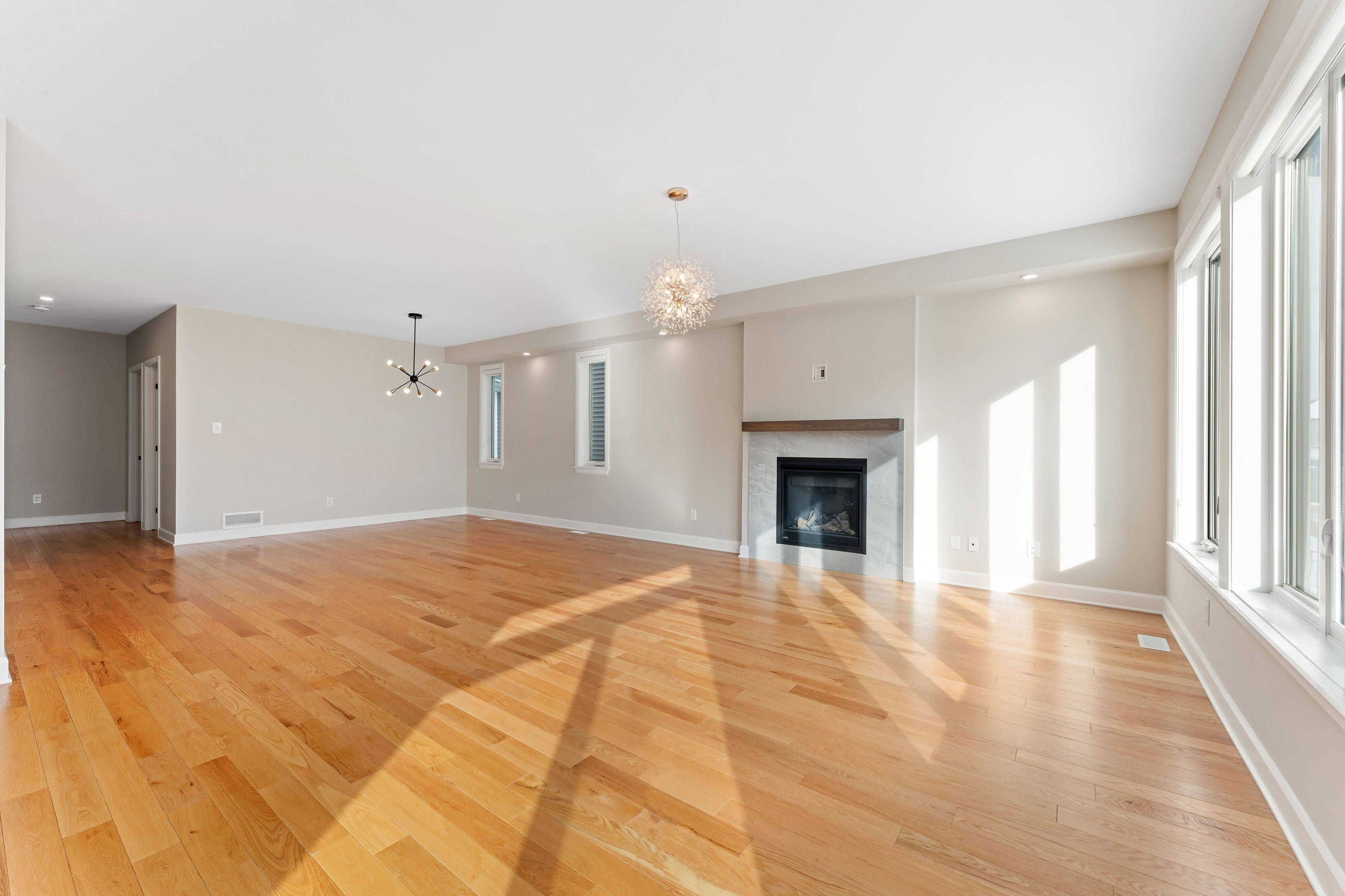 Stittsville - Munster - Richmond, ON K2S 2W8,886 Sendero WAY