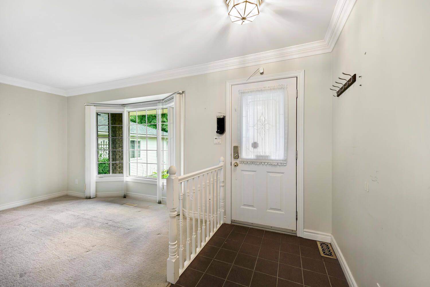 Brockville, ON K6V 7E9,1003 Montrose ST