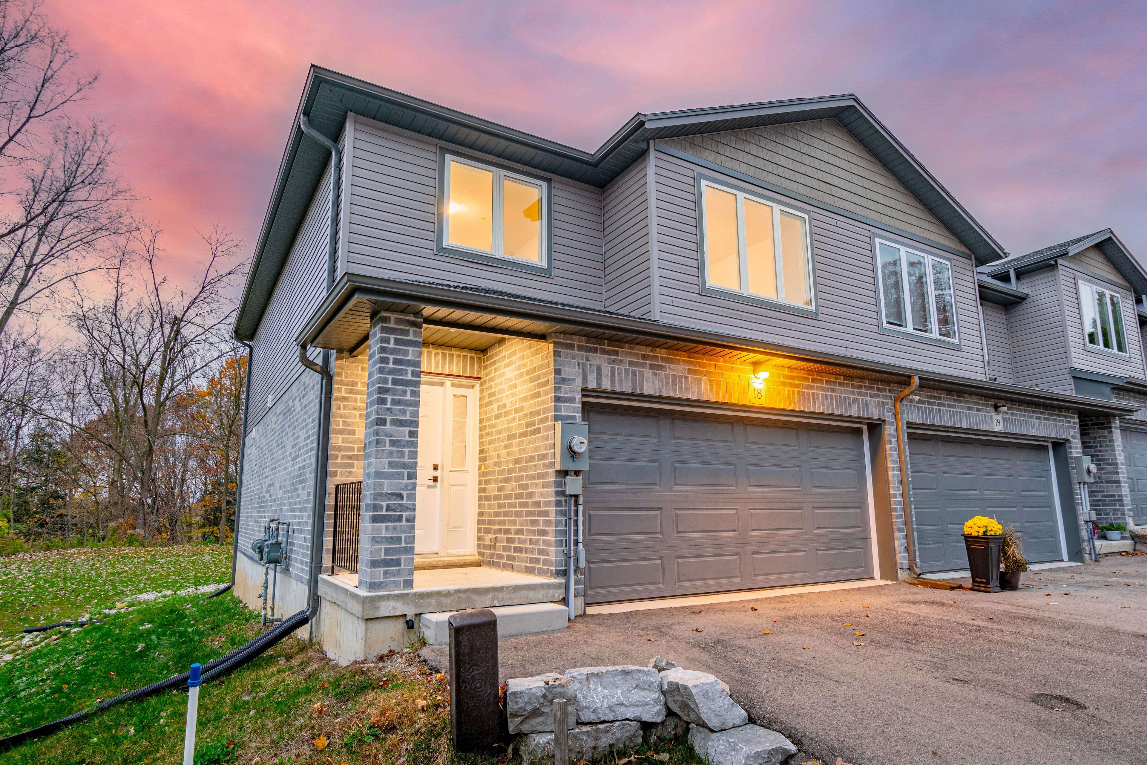 Tillsonburg, ON N4G 3C6,61 Vienna RD #18