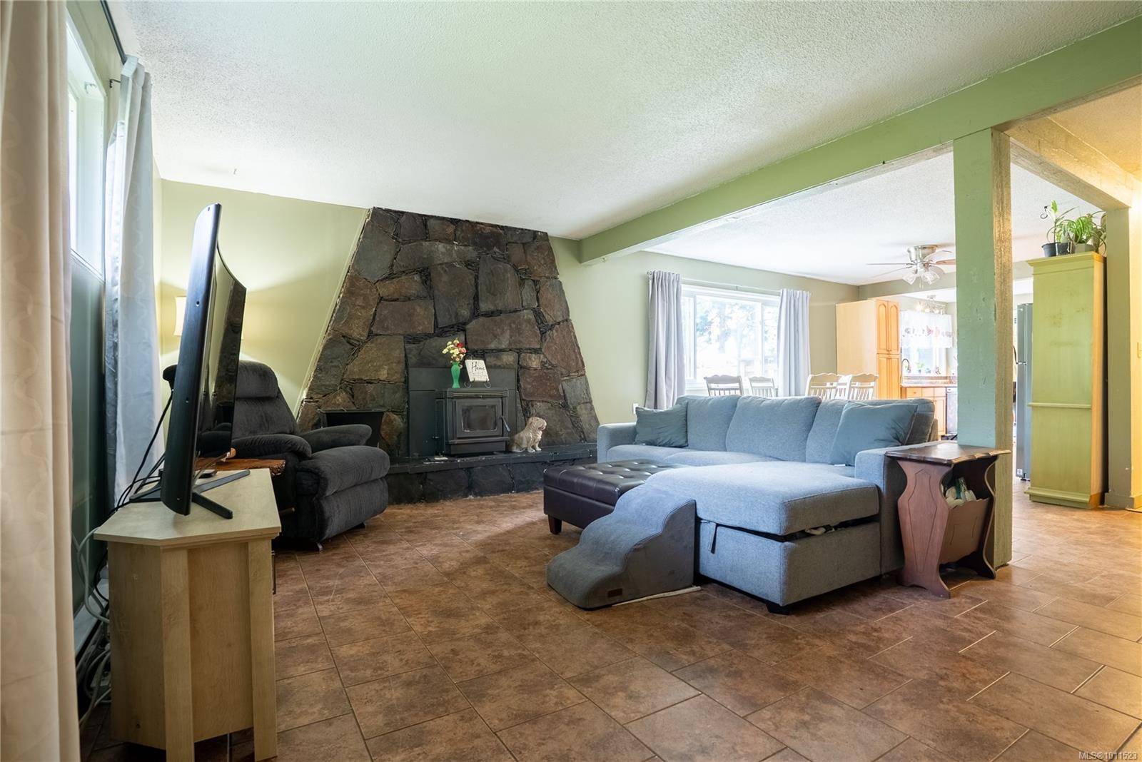 Langford, BC V9B 4R3,2808 Sooke Lake Rd