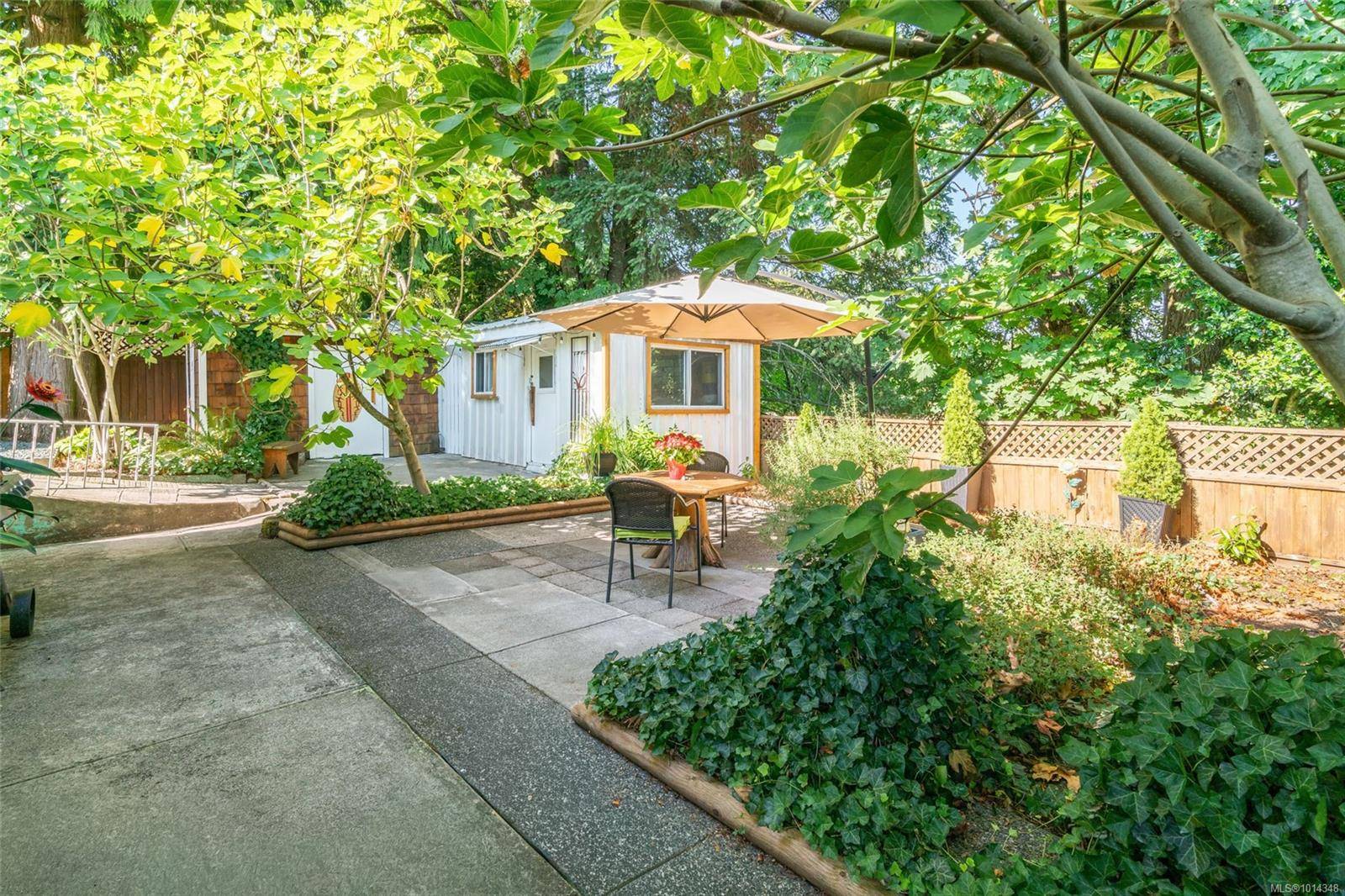 Nanaimo, BC V9R 6C1,971 Douglas Ave #76