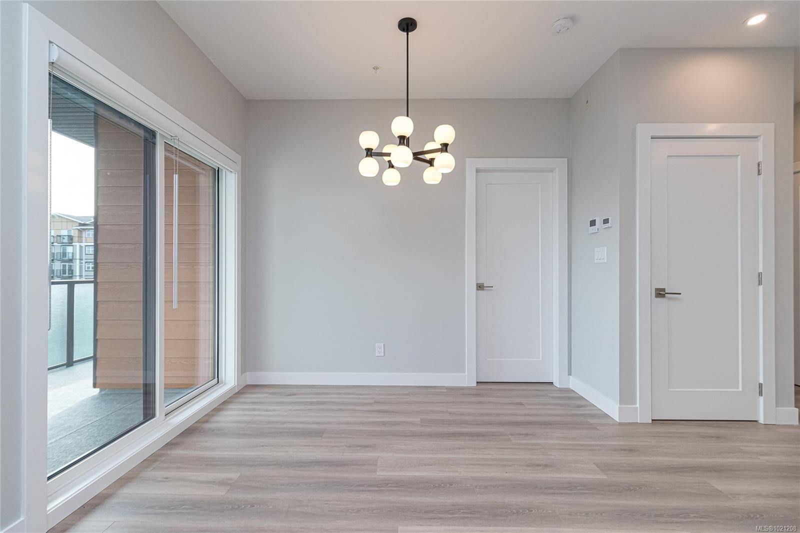 Langford, BC V9B 2N7,918 Jenkins Ave #304