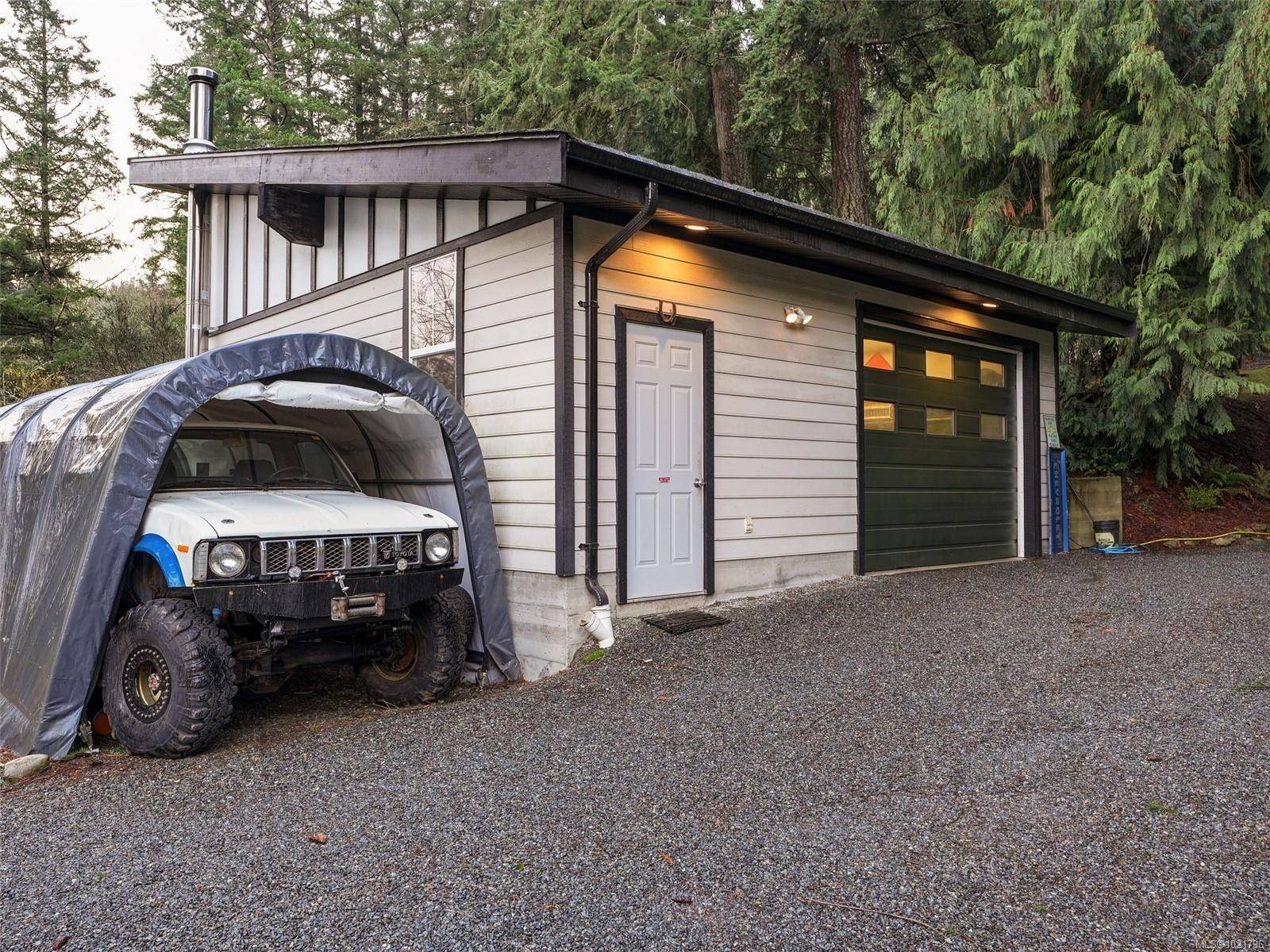 Langford, BC V9C 3E5,3316 Lodmell Rd