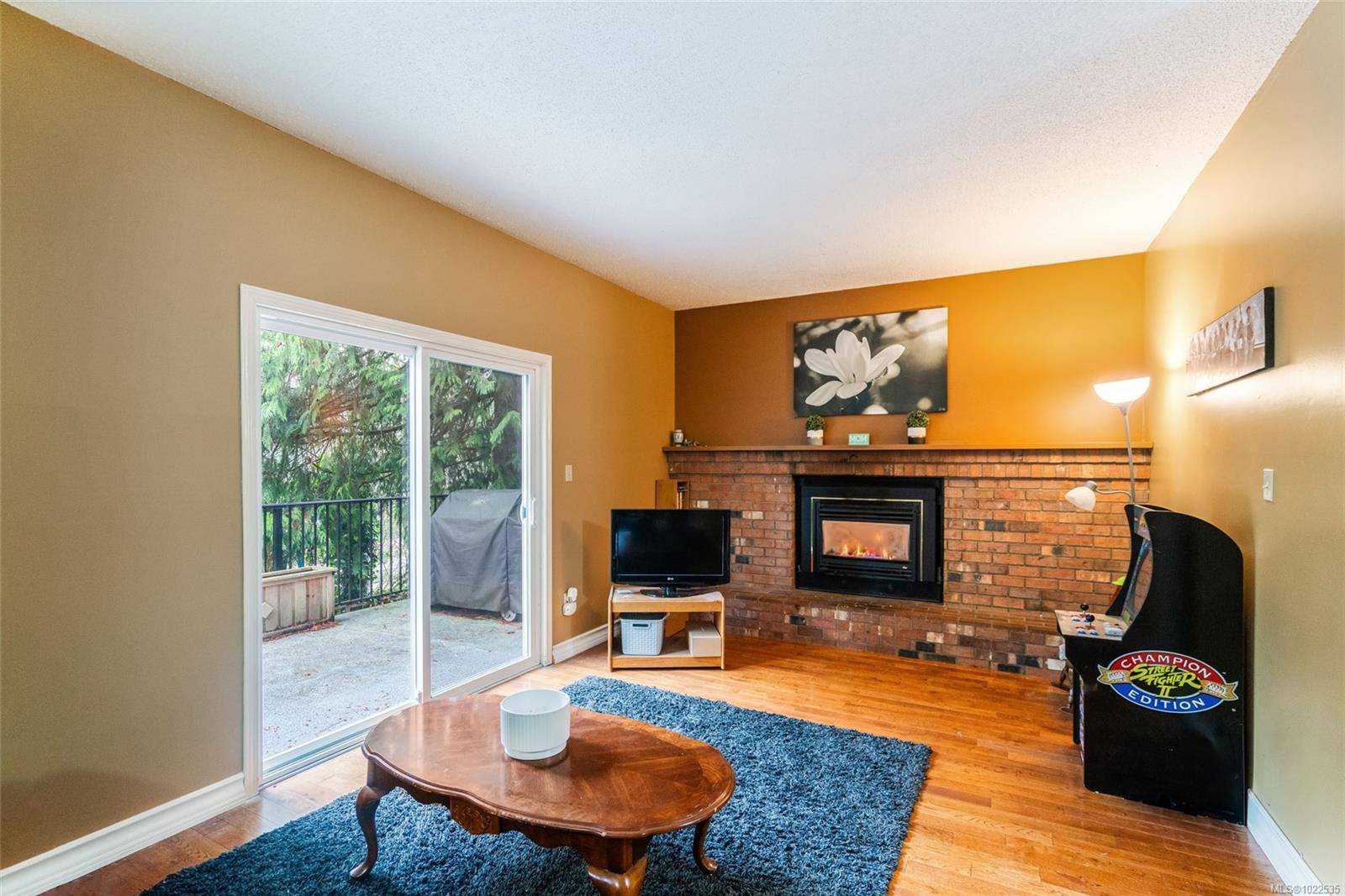 Nanaimo, BC V9T 4R5,3533 Fairview Dr