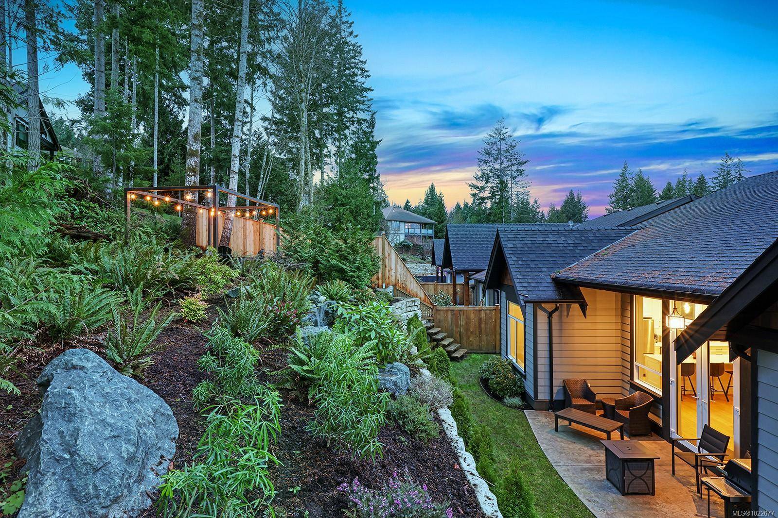 Courtenay, BC V9N 0H4,3221 Klanawa Cres