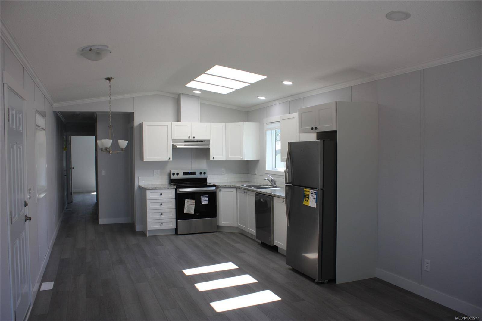 Campbell River, BC V9W 4N4,2520 Quinsam Rd #54