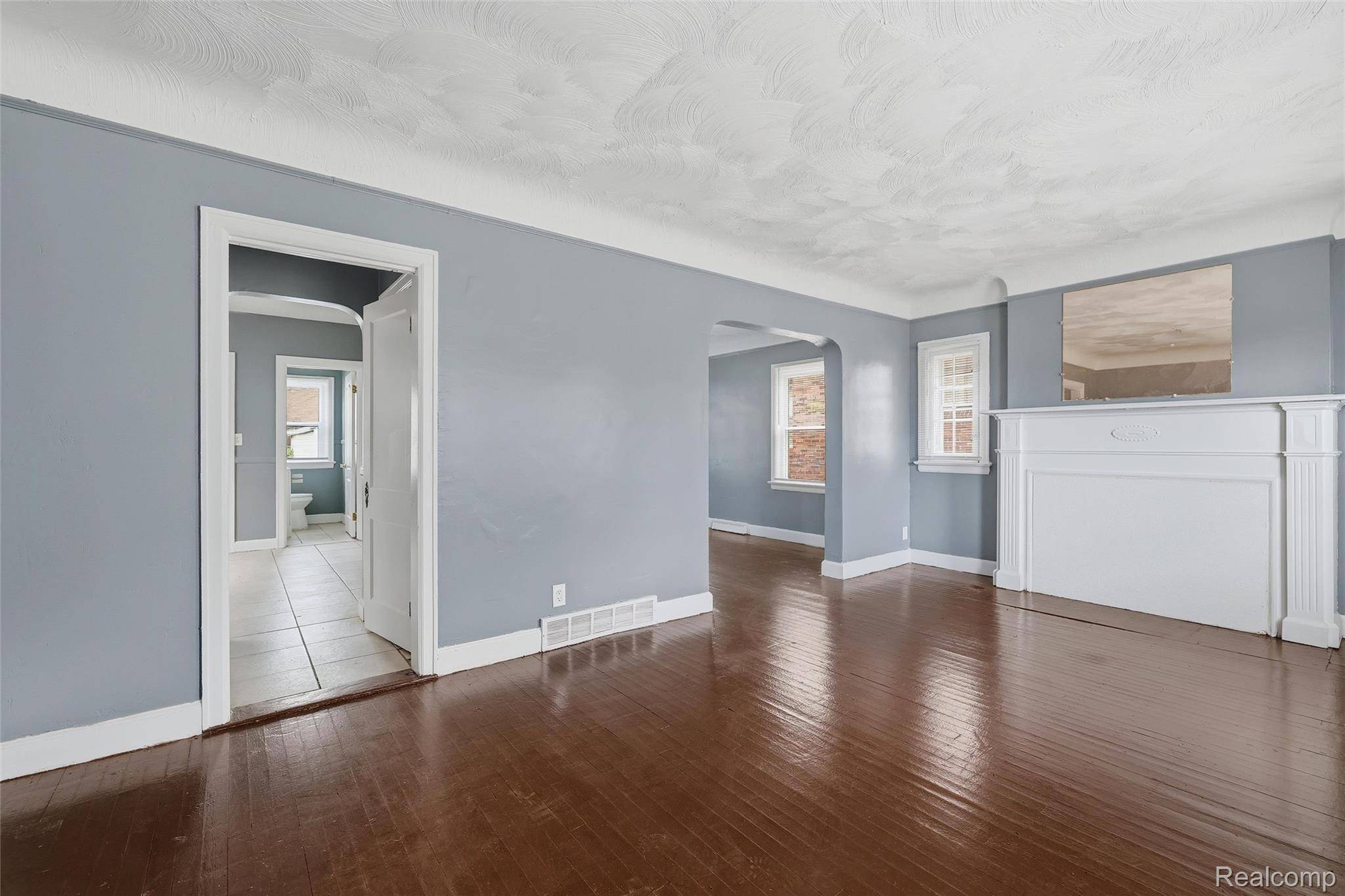 Detroit, MI 48224,5767 Berkshire ST