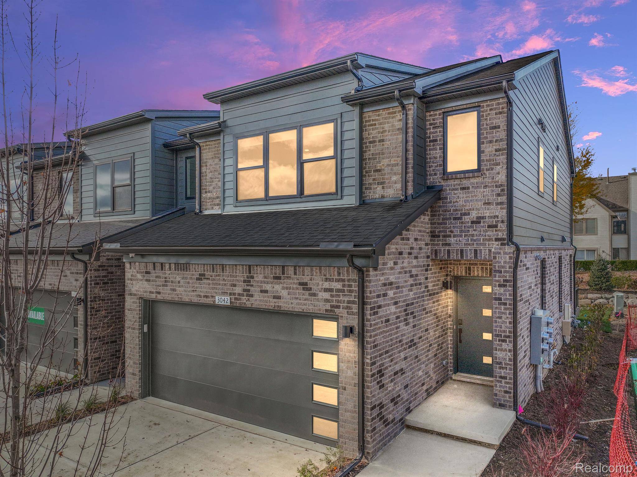 Ann Arbor, MI 48103,3018 Canopy Tree WAY #10