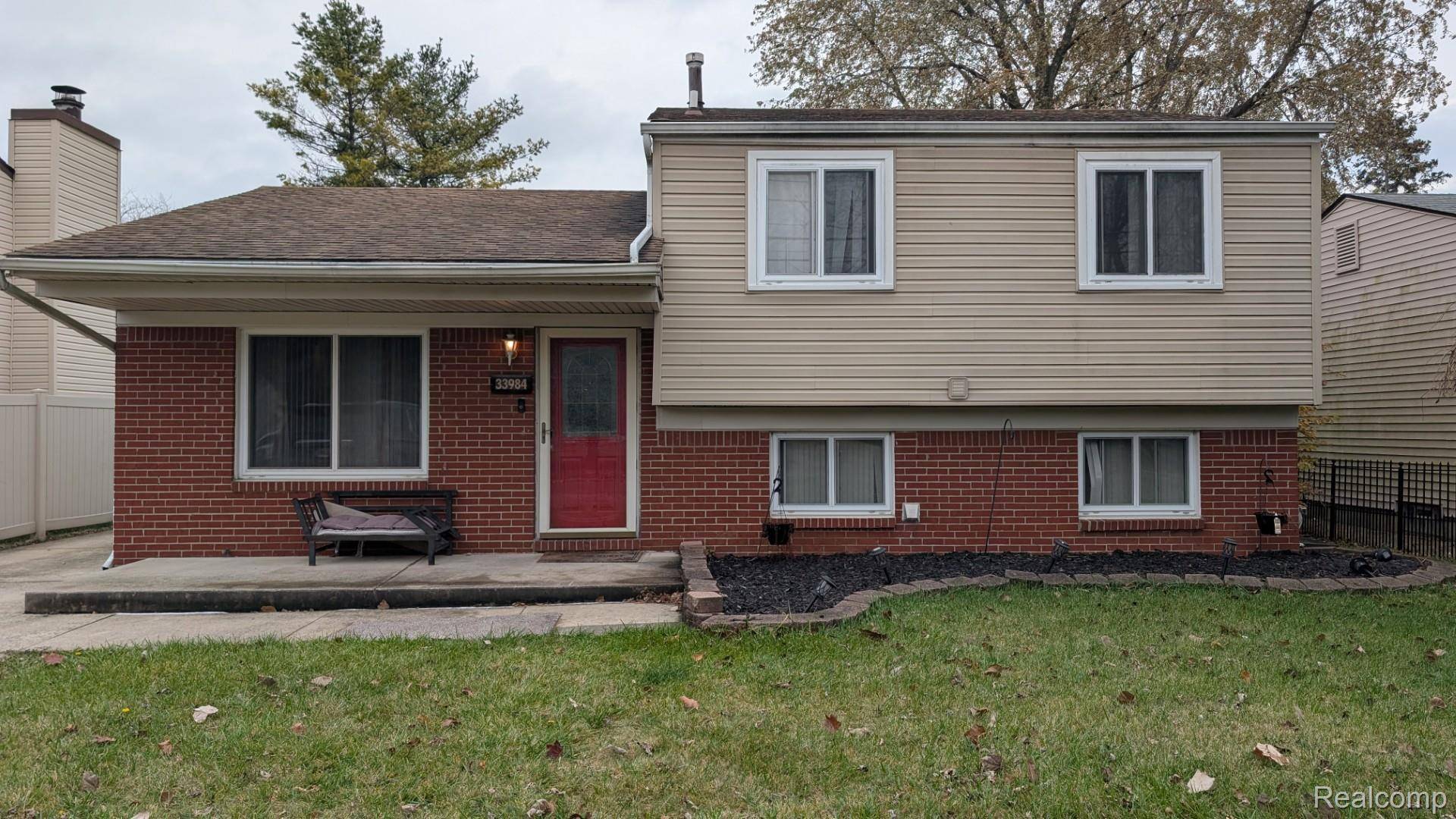 Clinton Township, MI 48035,33984 Little Mack AVE