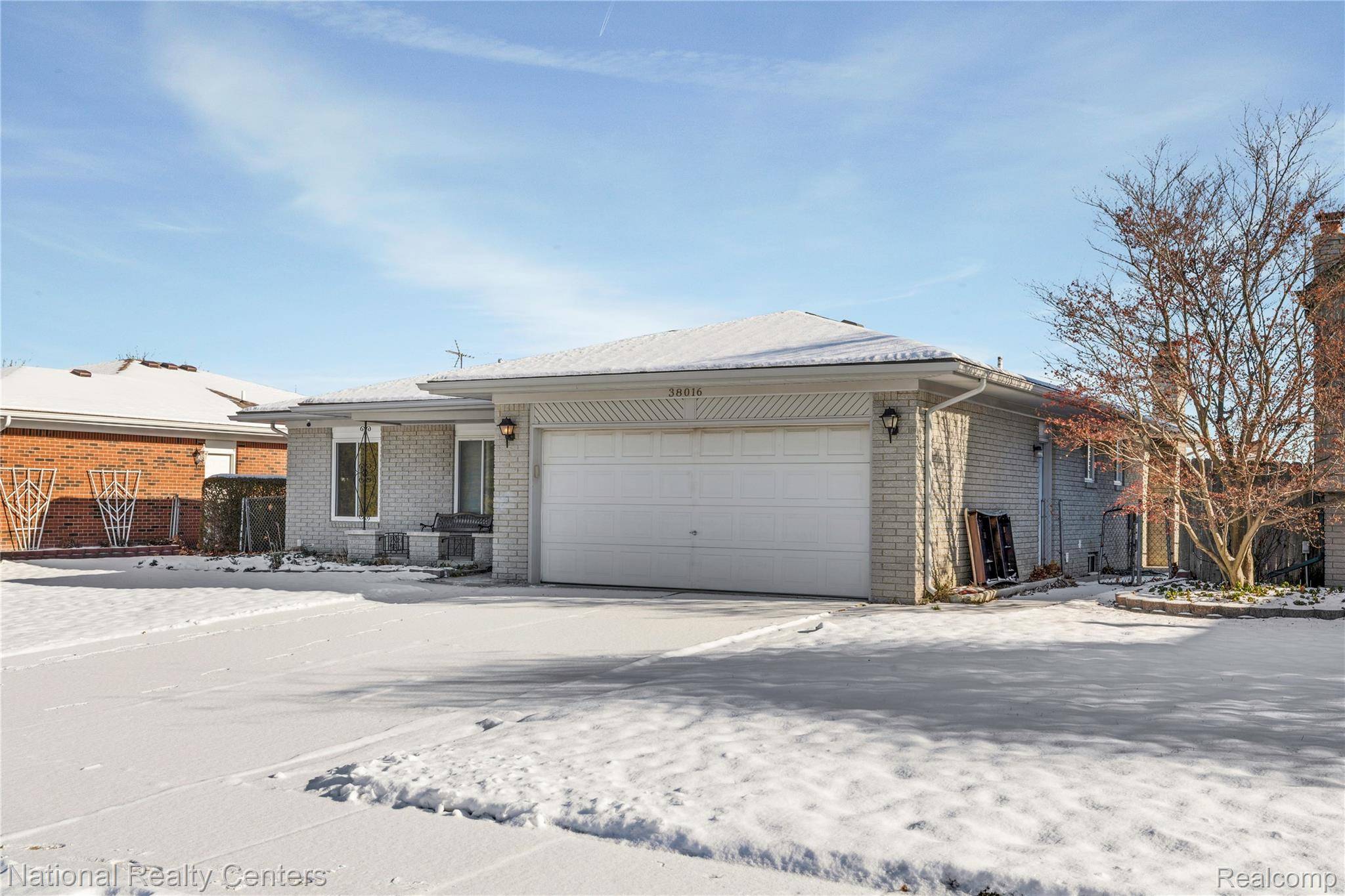 Sterling Heights, MI 48310,38016 Fringe DR