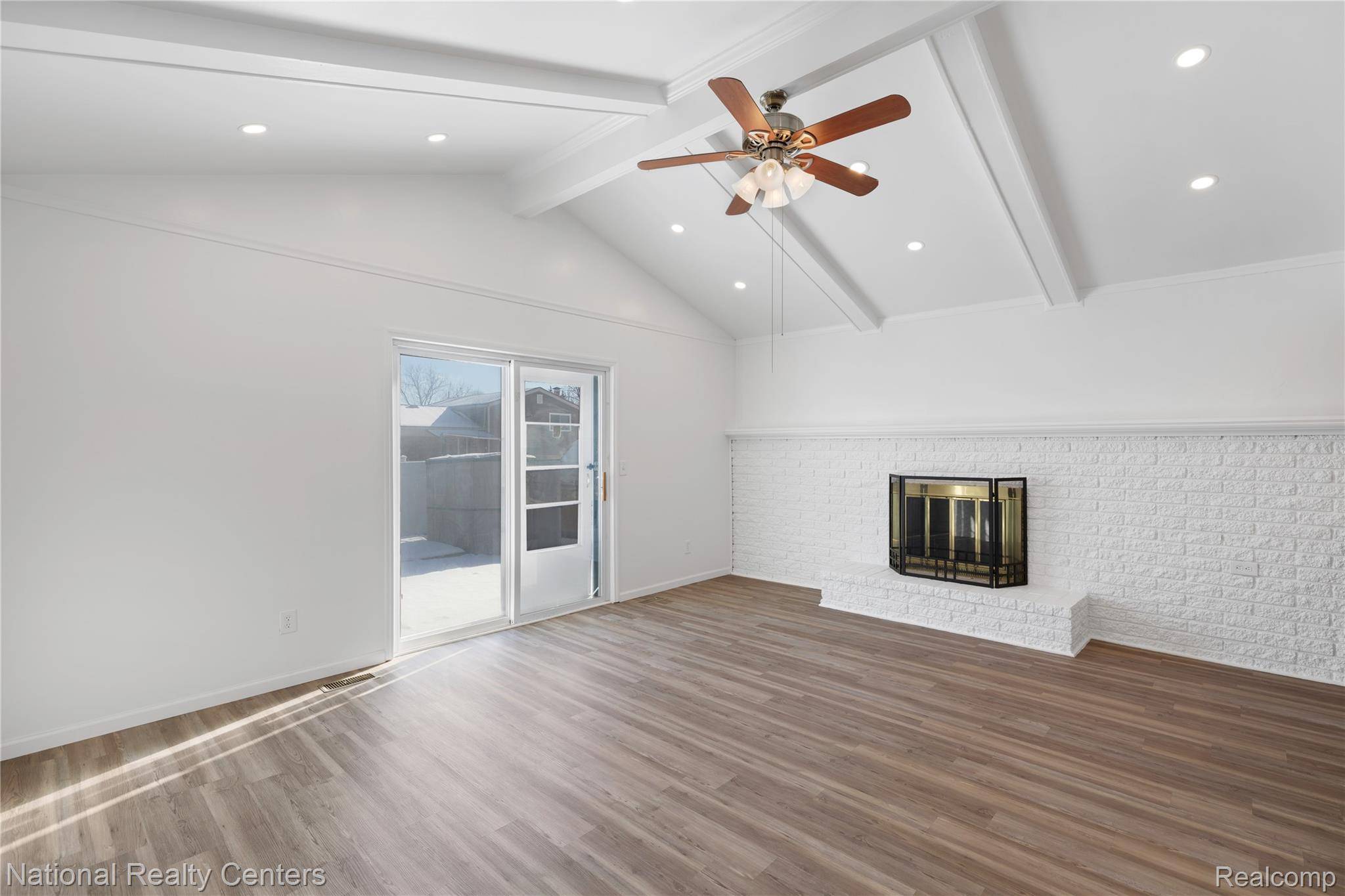 Sterling Heights, MI 48310,38016 Fringe DR