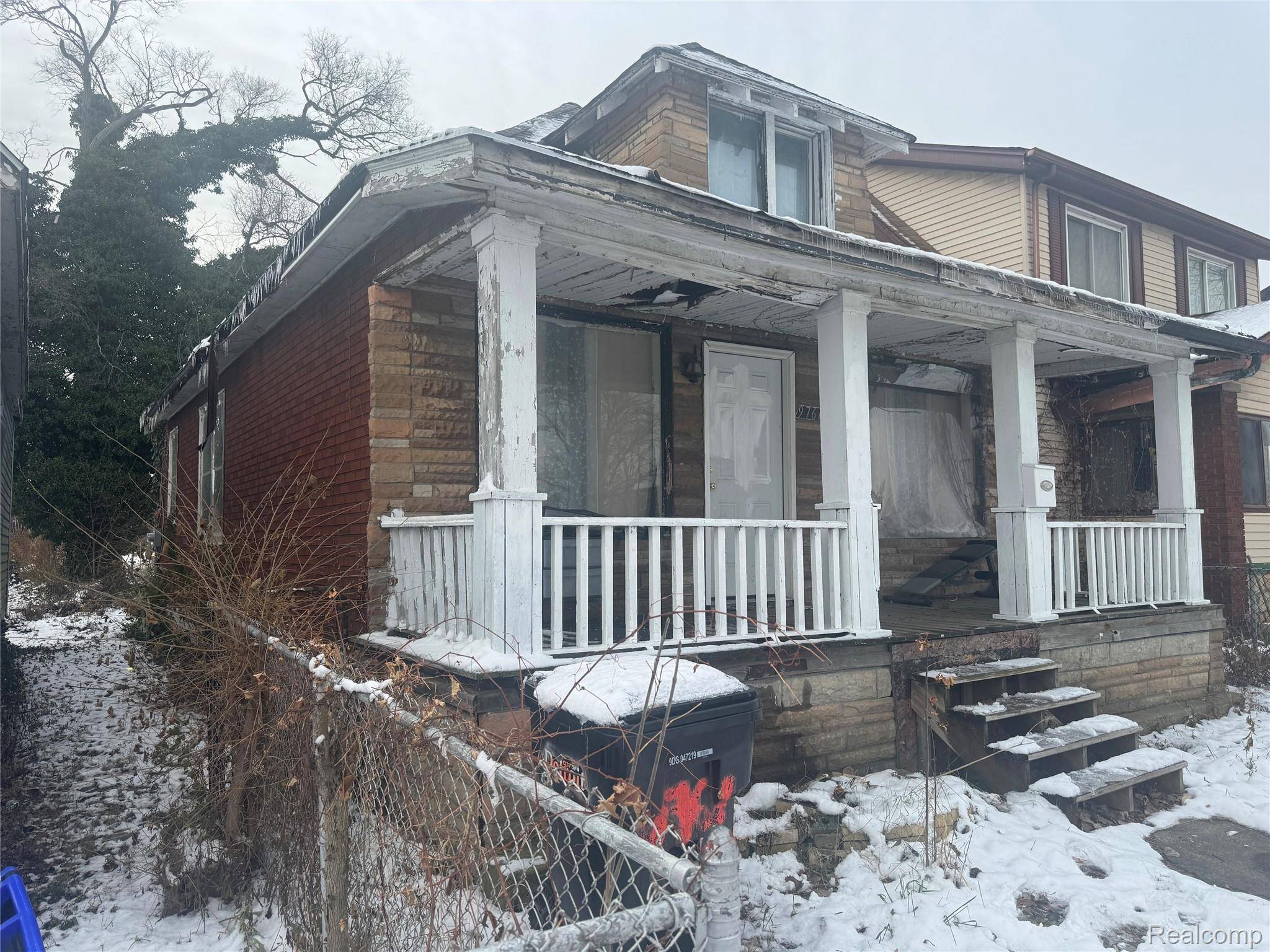 Detroit, MI 48204,9761 Holmur ST