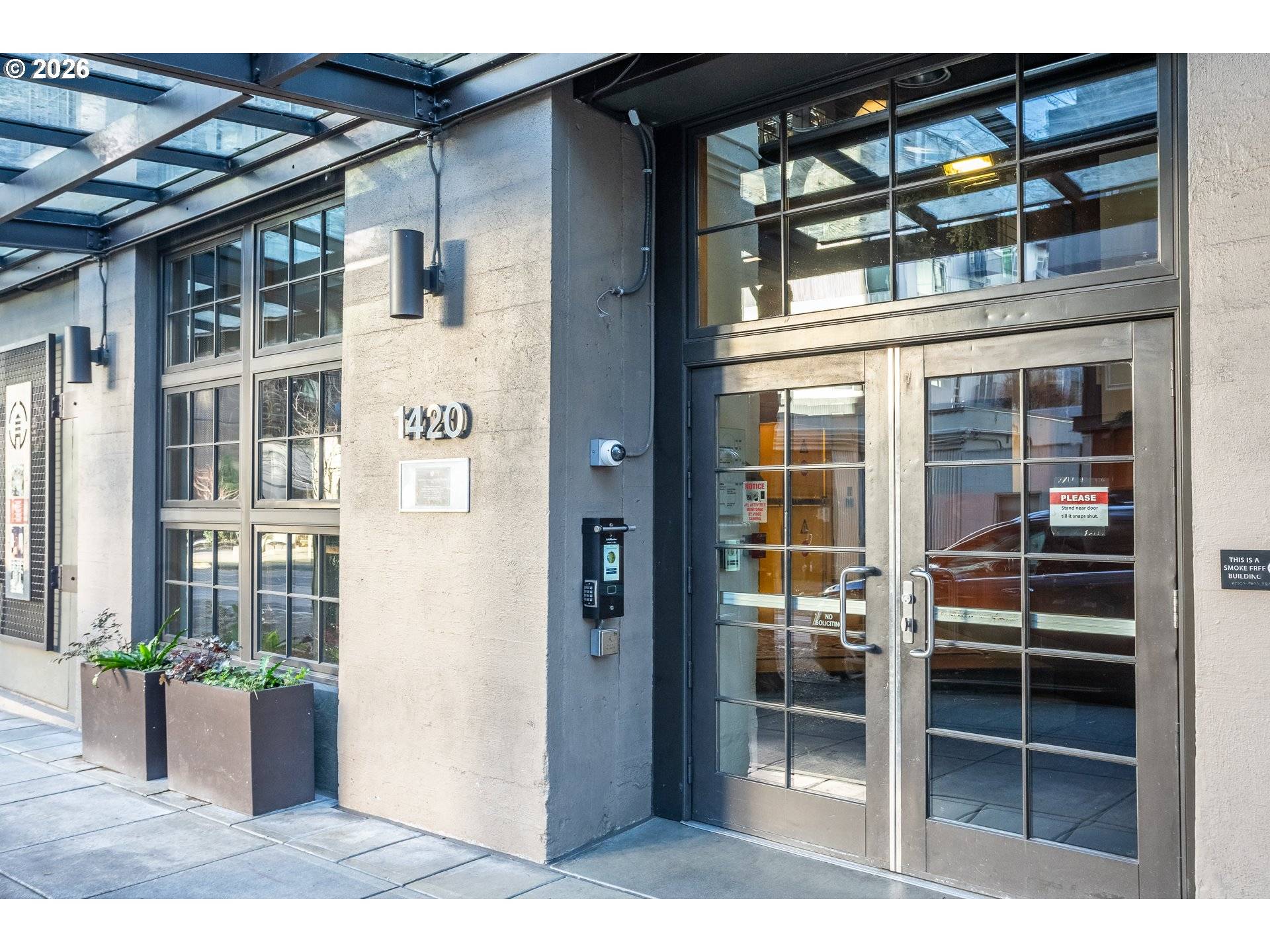 Portland, OR 97209,1420 NW LOVEJOY ST #417