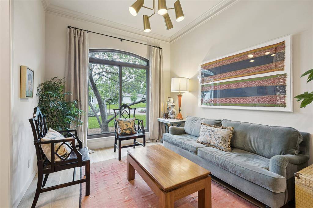 Dallas, TX 75229,11203 Bushire Drive