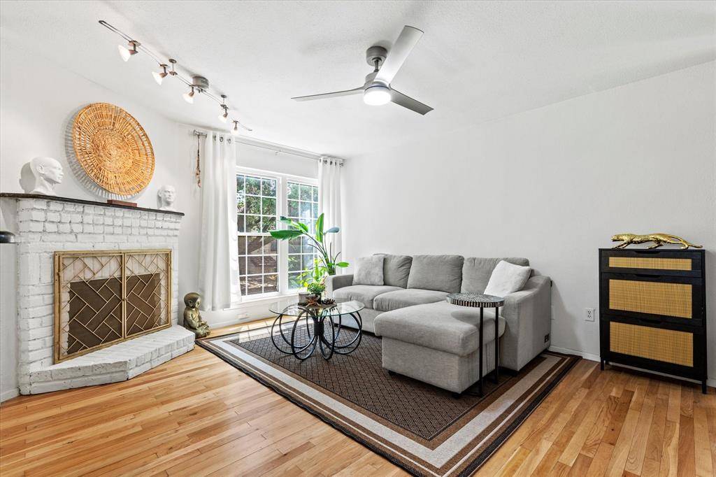 Dallas, TX 75254,5626 Preston Oaks Road #51D