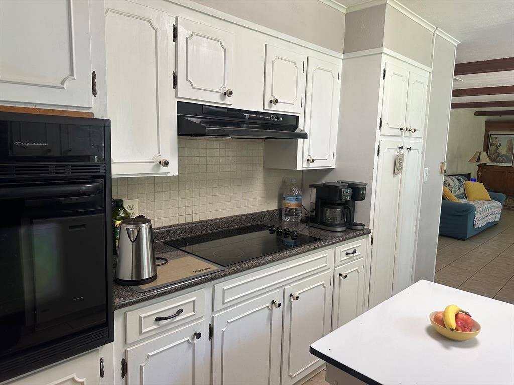 Shreveport, LA 71105,7306 Camelback Drive