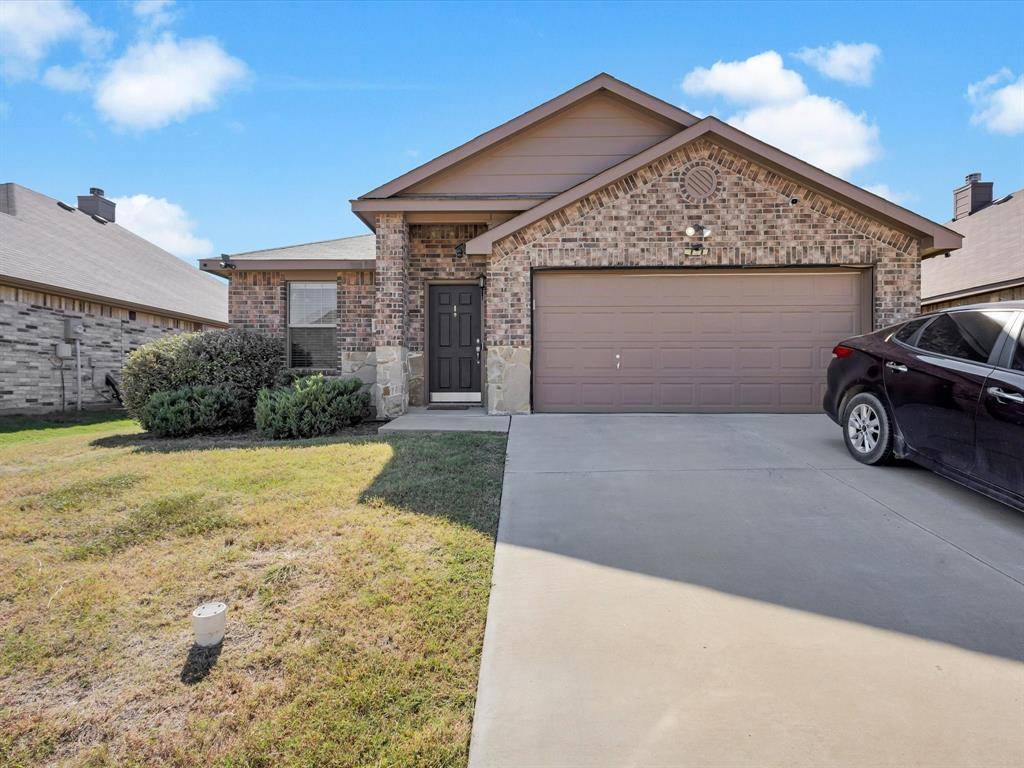 Wilmer, TX 75172,425 Merry Mill Road