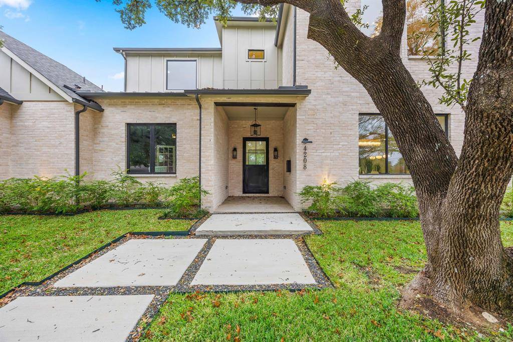 Dallas, TX 75244,4208 Allencrest Lane