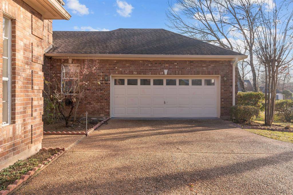 Shreveport, LA 71106,11225 Magnolia Glen