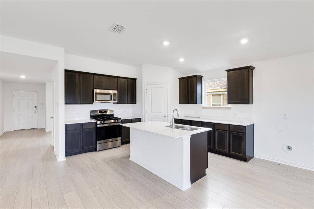 Crandall, TX 75114,2154 Tule Way