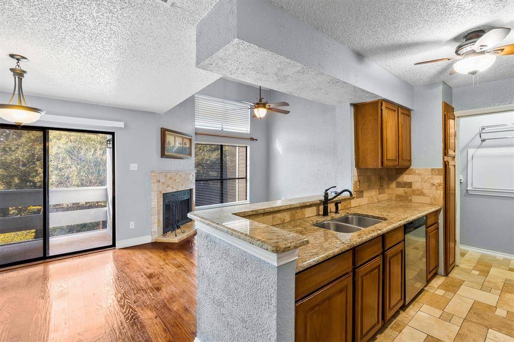 Dallas, TX 75254,5840 Spring Valley Road #912