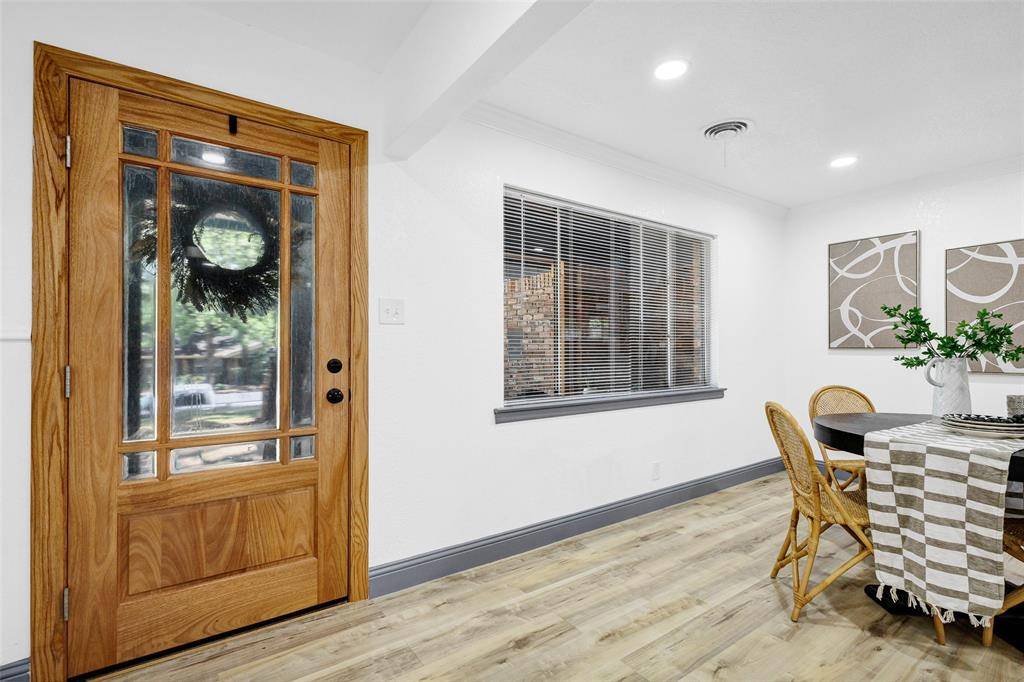 Hurst, TX 76054,612 Circleview Drive S