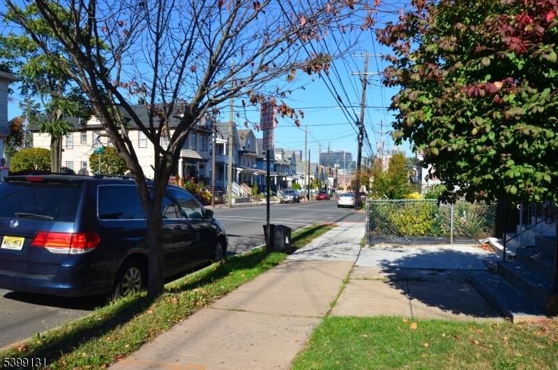 New Brunswick City, NJ 08901,130 Joyce Kilmer Ave