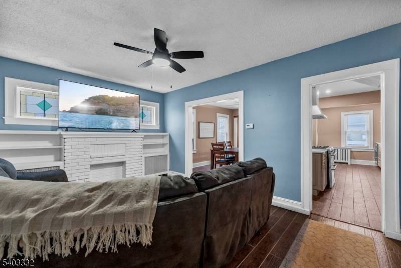 Bloomfield Twp., NJ 07003,18 Palmer St