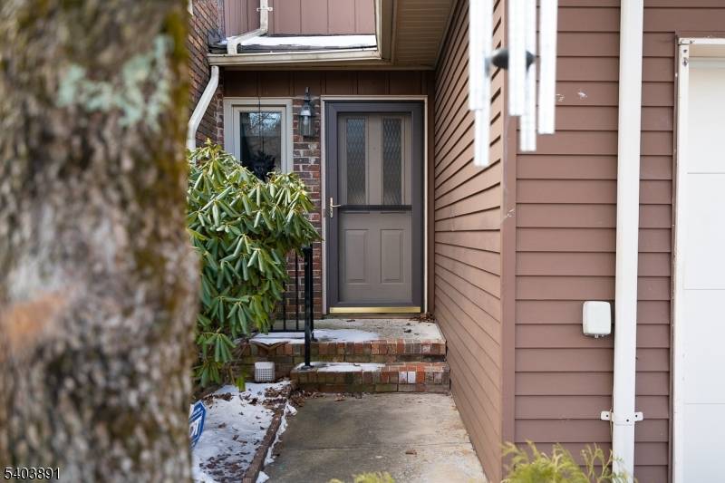 Raritan Twp., NJ 08822,6 Canterberry Cir