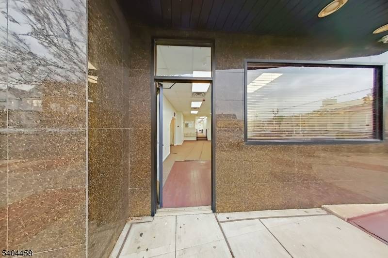 Kearny Town, NJ 07032,229-235 Kearny Ave