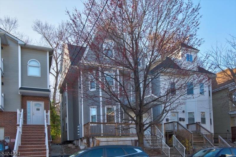 Newark City, NJ 07108,173 Seymour Ave