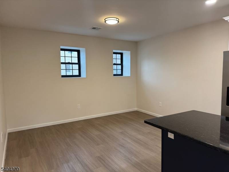 Belleville Twp., NJ 07109,188 Heckel St #1