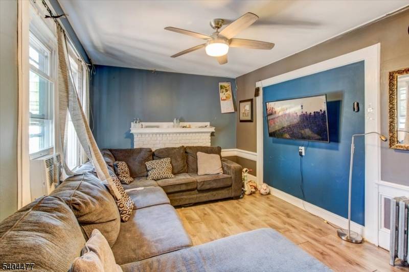 City Of Orange Twp., NJ 07050,162 Summer St