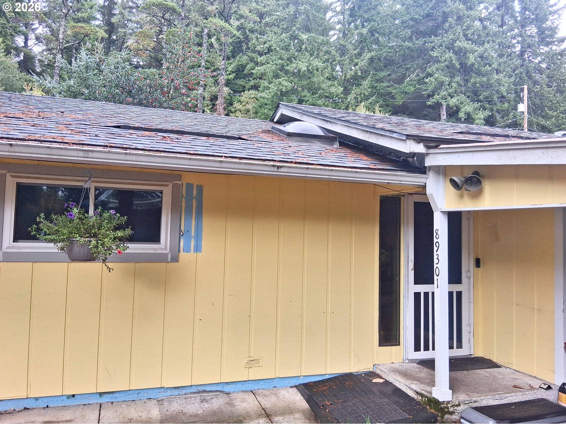 Florence, OR 97439,89301 SHORE CREST DR