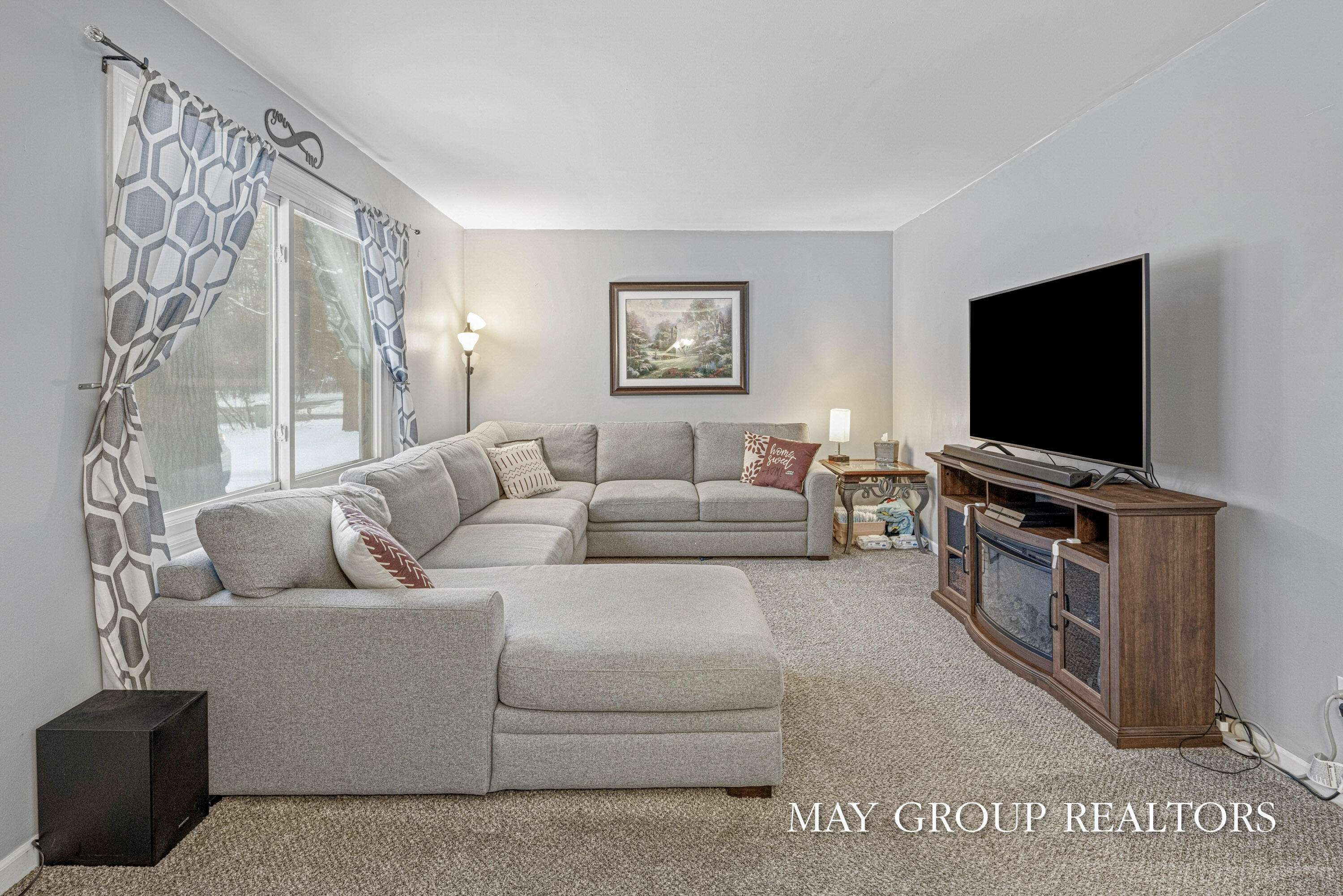 Hudsonville, MI 49426,4014 Cambridge DR