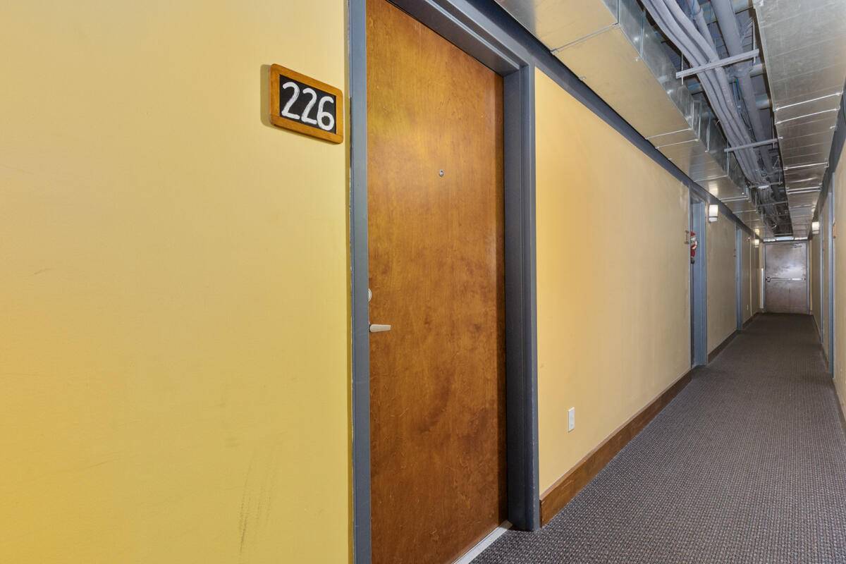 Grand Rapids, MI 49504,600 Broadway AVE NW #226