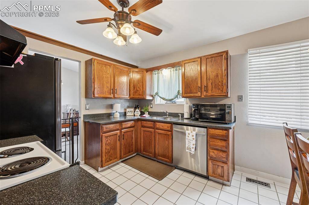 Colorado Springs, CO 80915,5560 Constitution AVE