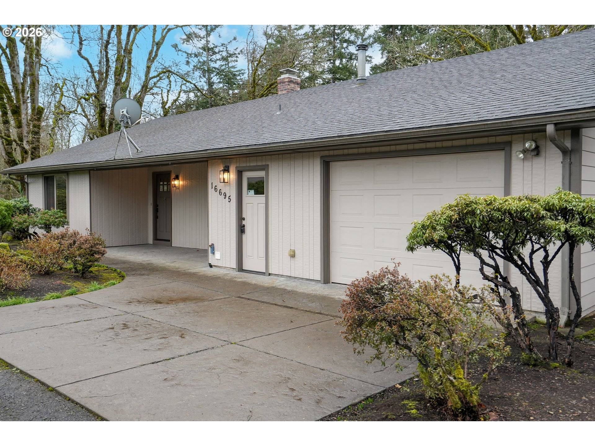 Silverton, OR 97381,16695 DANCING FOX LN NE