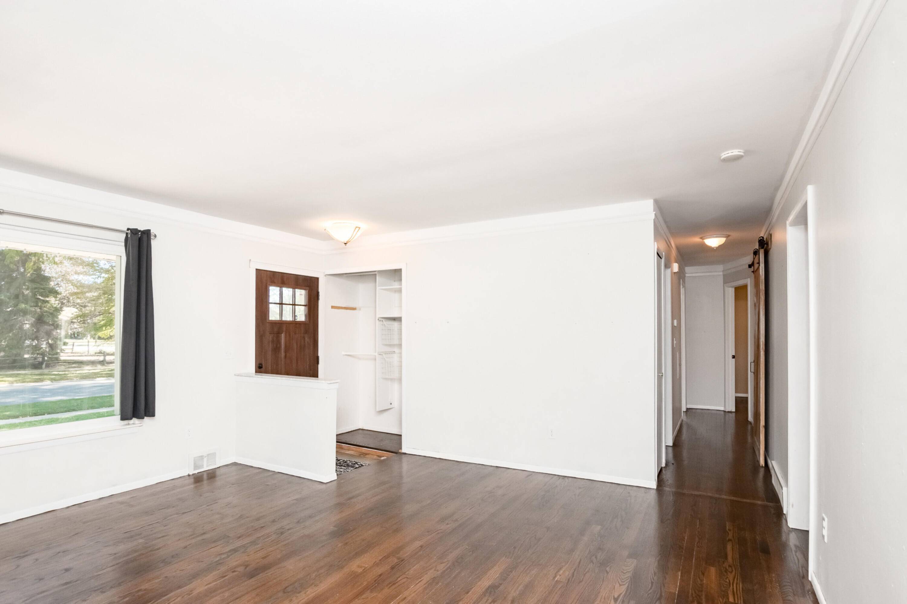 Troy, MI 48083,2021 Castleton DR