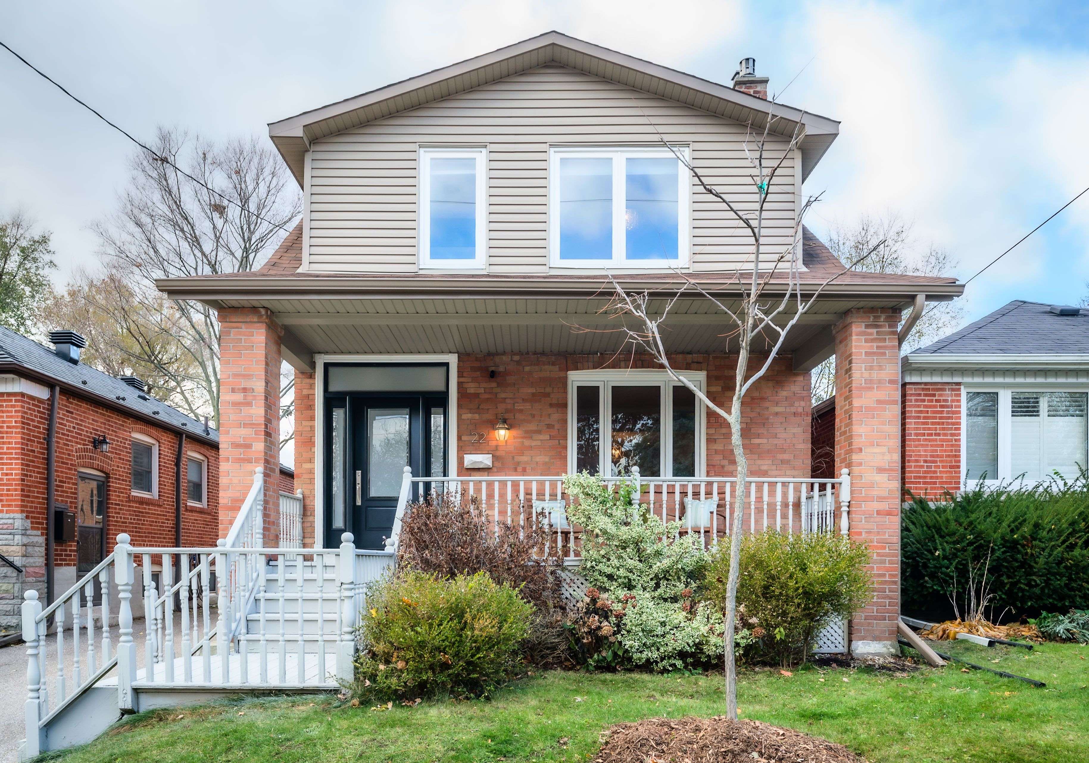 Toronto E06, ON M1N 3T6,22 Sharpe ST